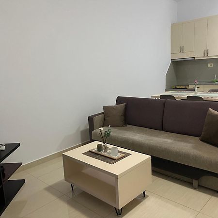 Apartments Sadiku With Sea View Sarande Exterior photo