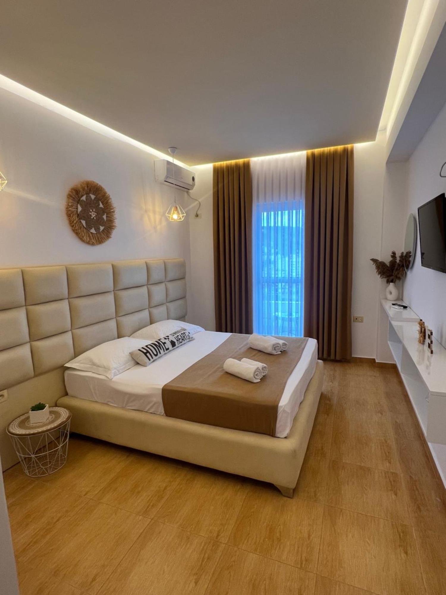 Apartments Sadiku With Sea View Sarande Exterior photo